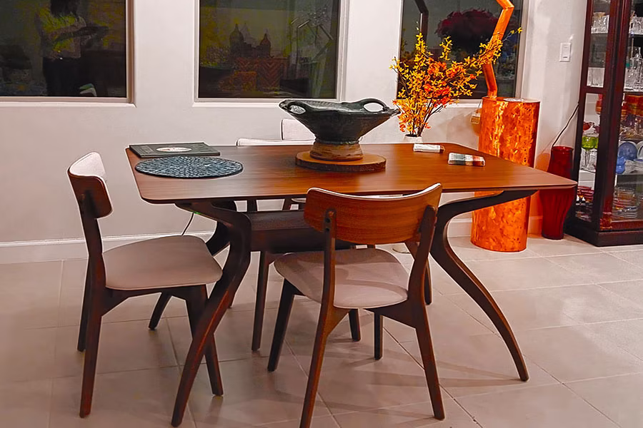 Dining Tables in Albuquerque